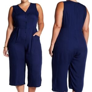 BRAND NEW Melissa Mccarthy cropped jumpsuit